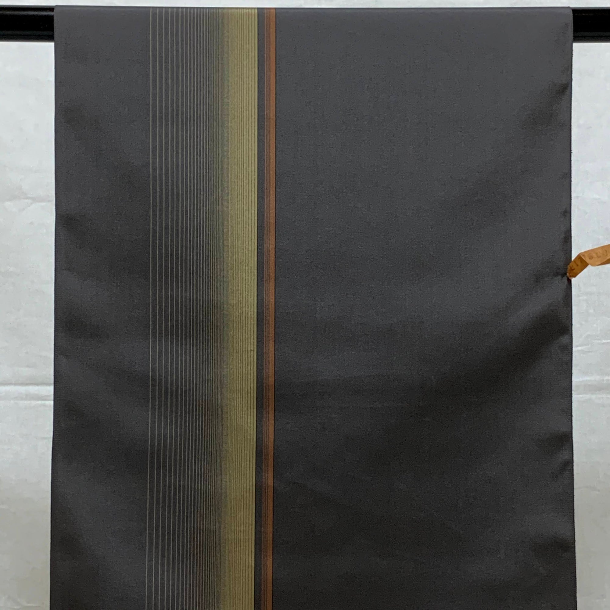 黄八丈 粋黄八丈 反物 正絹 おきらく館】 正絹 黄八丈 反物 r754.2 - メルカリ